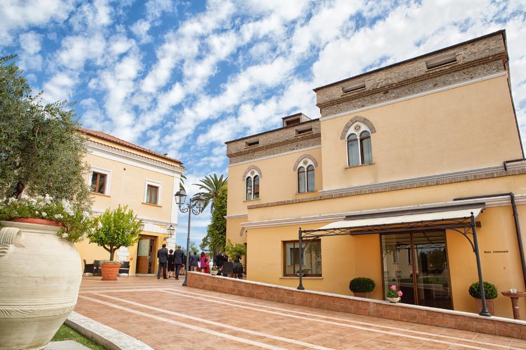 Hotel Villa Fiorita Giulianova Exterior photo