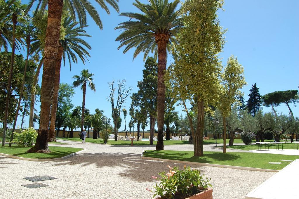Hotel Villa Fiorita Giulianova Exterior photo